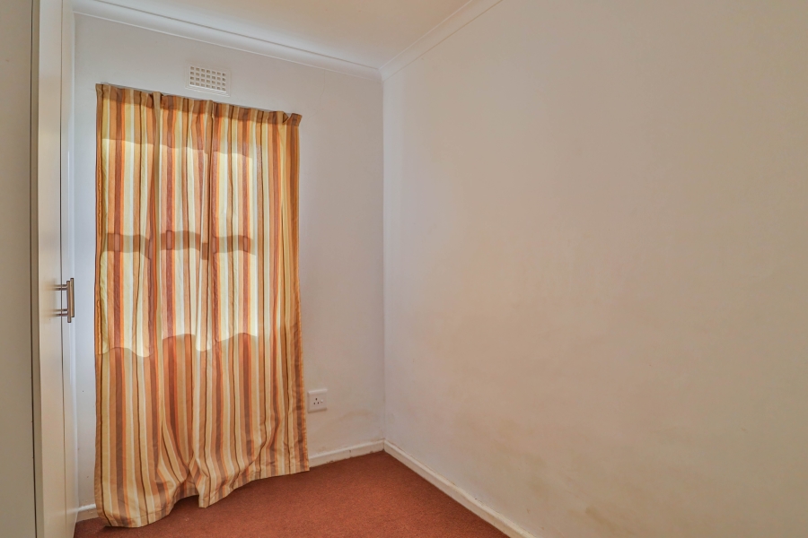 To Let 3 Bedroom Property for Rent in Muizenberg Western Cape